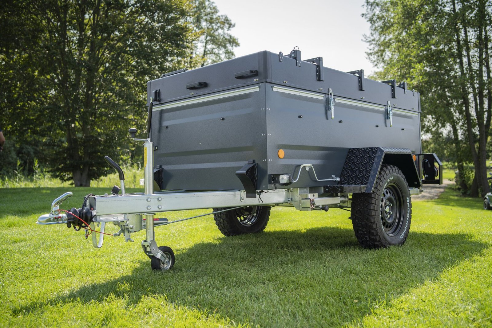 D1.jpg TPV Offroad-Campinganhänger KT-EB3 Offroad-Camper 2.0 1300kg Gebremst TPV - Bild 1