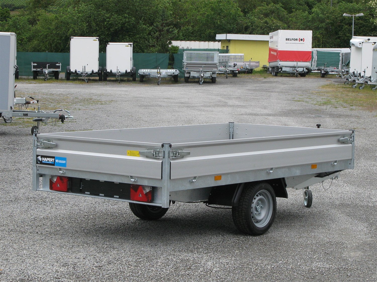 Hapert Azure H-1 – 1800 – 2800 x 1800 – niedriges Fahrwerk – 100 km/h - Bild 1
