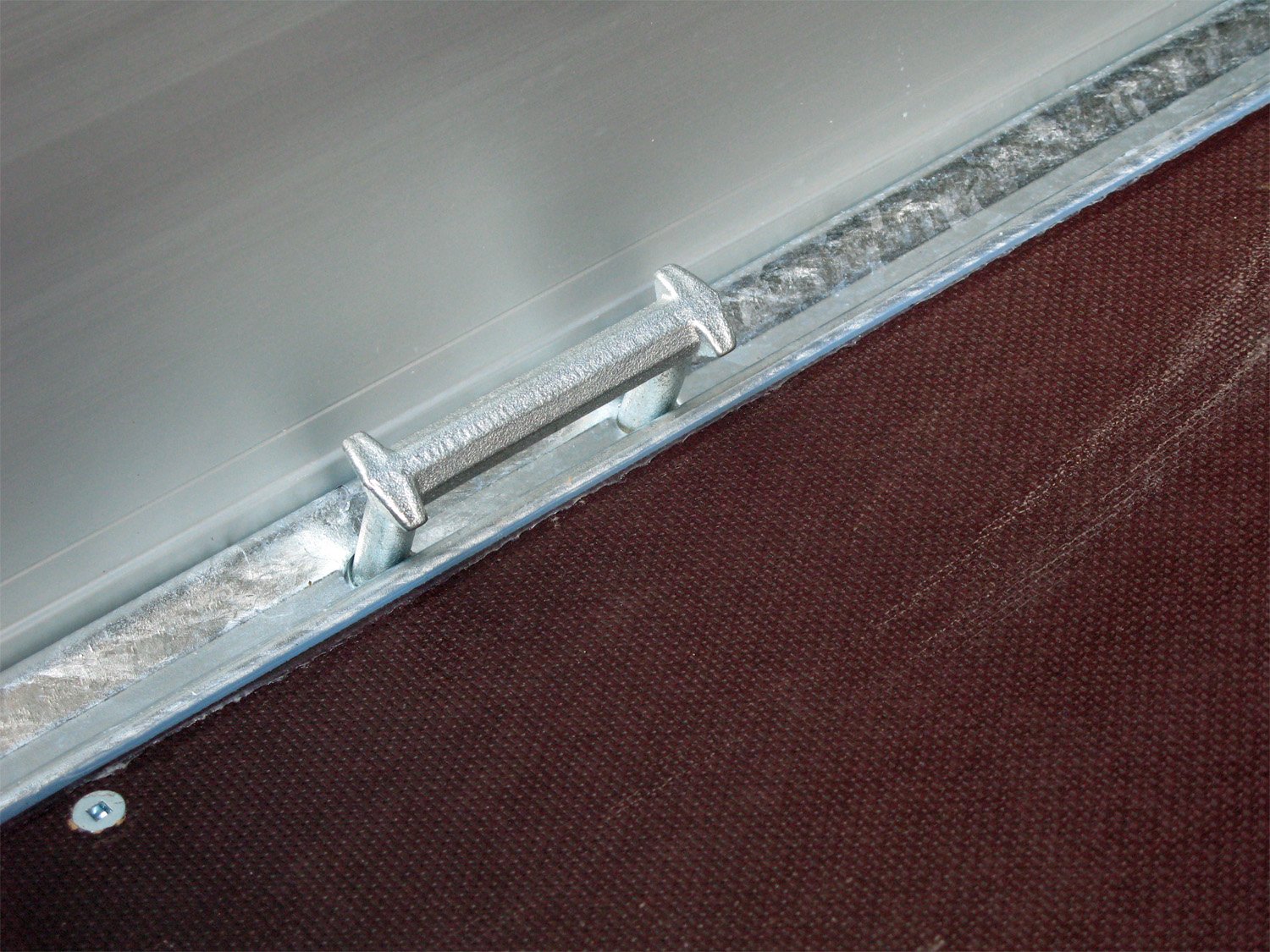 Hapert Azure H-2 – 2000 – 3050 x 1800 Niedriges Fahrwerk – Hochplane 1800 mm - Bild 5