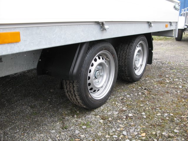Hapert Azure H-2 – 3000 – 4550 x 1800 185 R 14 C – Mittelrungen - Bild 3