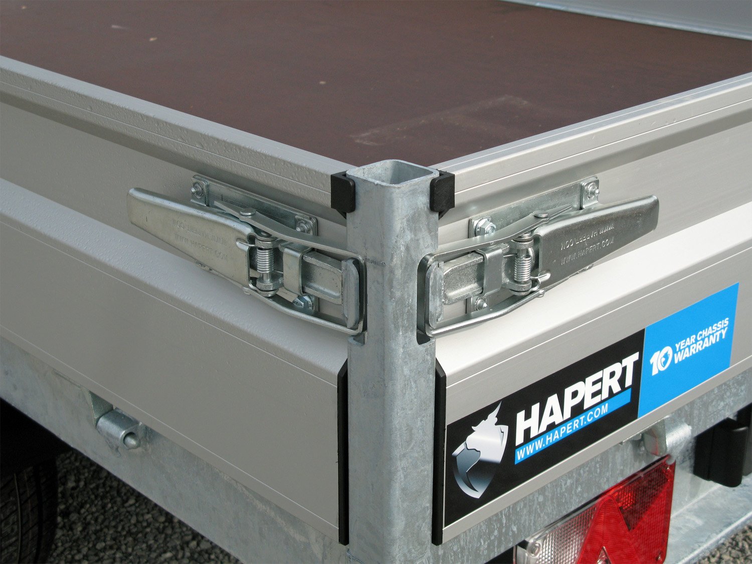 Hapert Azure H-3 – 3500 – 4550 x 2400 3 Achser – Parabelfederung - Bild 3